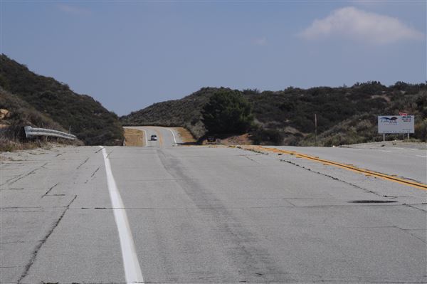 Lake Hughes Road - Castaic (3/13/2012 - Credits: Leo Fialho)