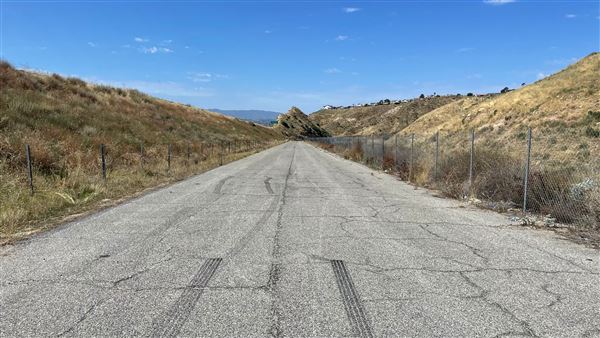 Valley Canyon Rd at Stonecrest Rd (9/9/2023 - Credits: Leo Fialho)