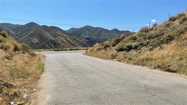 Valley Canyon Rd at Stonecrest Rd (9/9/2023 - Credits: Leo Fialho)