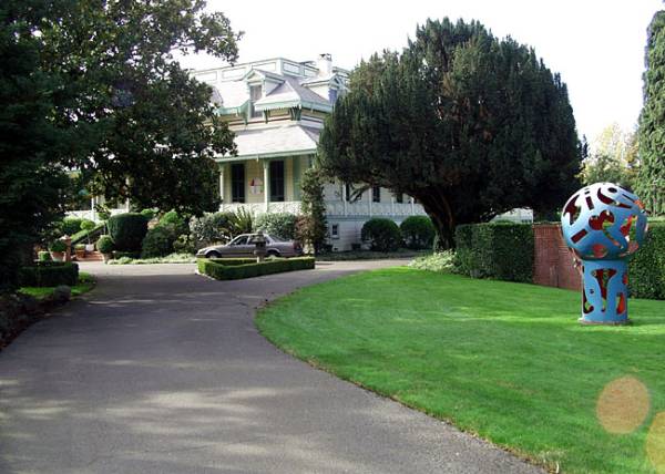 McDonald Avenue Neighborhood (12/31/2003)