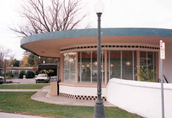 Morning Thunder Cafe (12/31/2003)