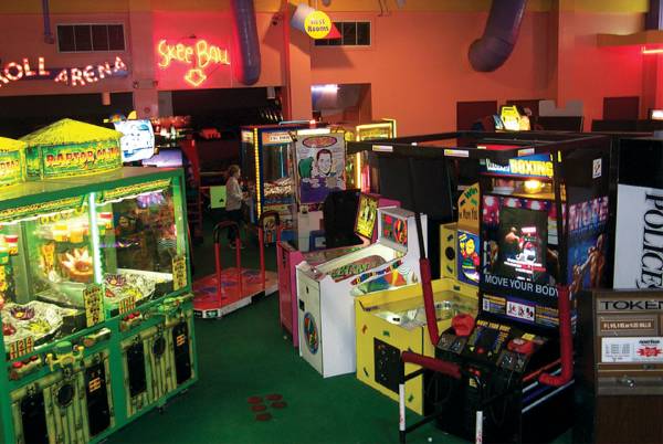 MB2 Entertainment (f.k.a. Mountasia Family Fun Center) (12/31/2003)
