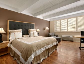 Locations Hub - Days Inn