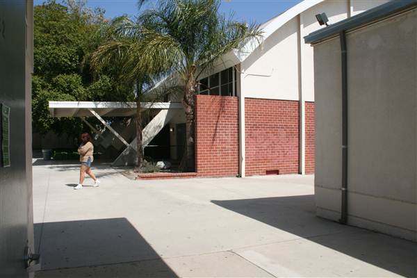 Apollo High School (4/30/2009 - Credits: Lindsay Mizrahi)