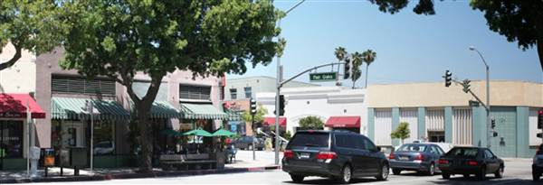 Mission St. between Fair Oaks and Mound Avenue (7/30/2007 - Credits: Lindsay Mizrahi)