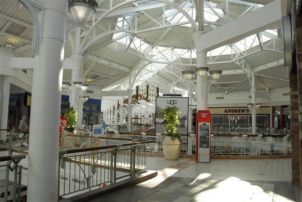 Westfield Valencia Town Center (12/1/2010 - Credits: Errol Reichow)