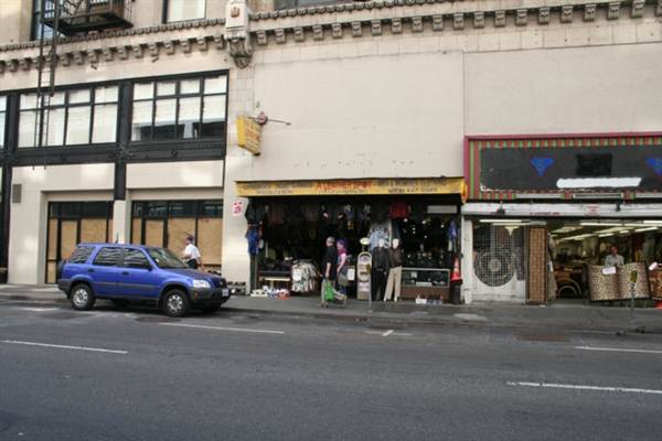 215 West 5th Street (9/1/2010 - Credits: Lindsay Mizrahi)