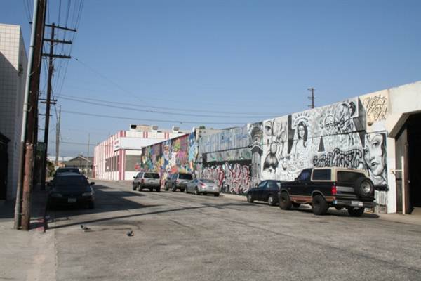 3rd St. and Garey St. (9/1/2010 - Credits: Lindsay Mizrahi)