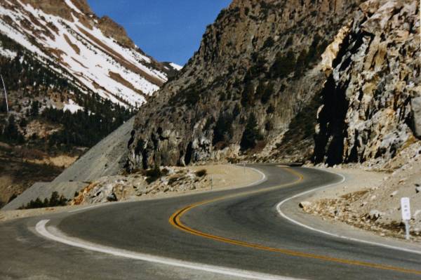 Tioga Pass Road - Highway 120 (12/31/2003)