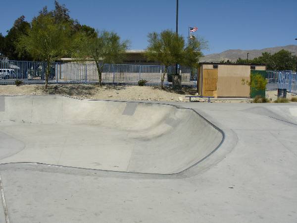 Sgt Hodge Skate Park - Desert Hot Springs (4/9/2006)