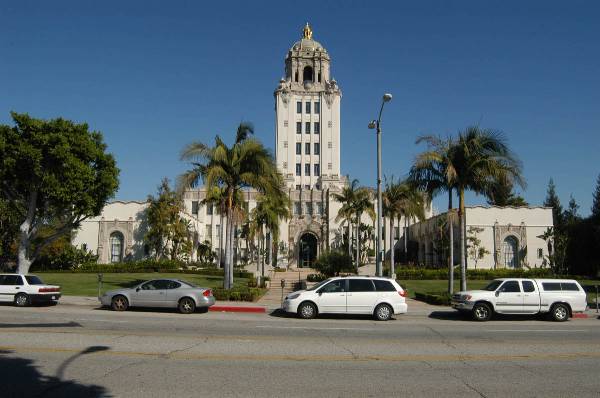 Beverly Hills City Hall (2/3/2009)