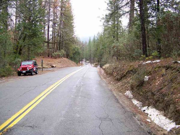 Bass Lake Road - More info - visit www.filmyosemite.com or call 559.760.1143 (2/5/2009 - Credits: Dave Wolin)