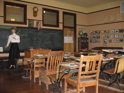 Auburn - Old School Room (11/10/2009)
