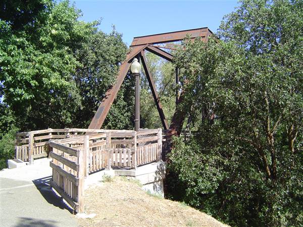 Historic Railroad Trestle Bridge (7/9/2013 - Credits: Yolo County Visitors Bureau)