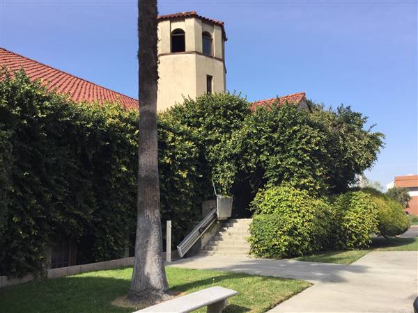 Thee Olde Chapel (10/9/2015)