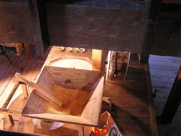 Bale Grist Mill State Historic Park (SHP) (1/12/2016 - Credits: http://www.parks.ca.gov/ImageGallery/?page_id=482)