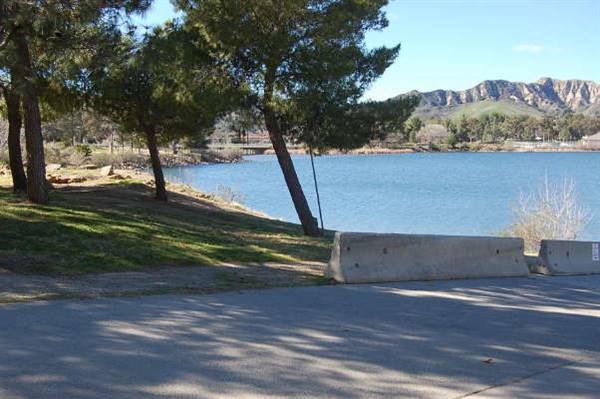 Castaic Lake State Recreation Area (SRA) - lake administered by Los Angeles County (4/5/2016)