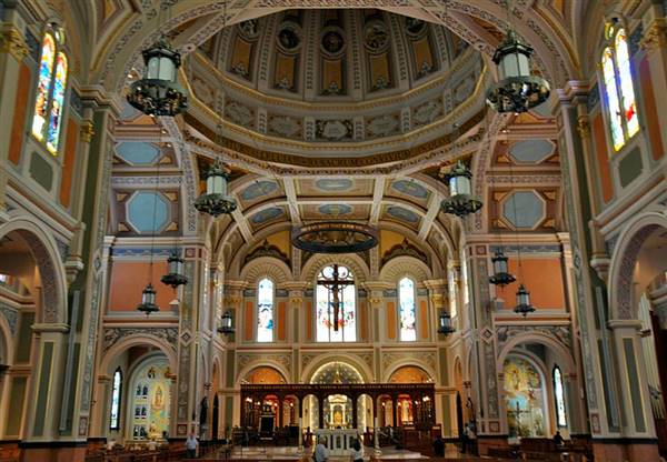 Cathedral of the Blessed Sacrament (7/6/2011 - Credits: By Andreas Faessler (Own work) [CC BY-SA 3.0 (http://creativecommons.org/licenses/by-sa/3.0)], via Wikimedia Commons)