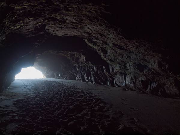 Pomponio State Beach (SB) (6/12/2012 - Credits: "The Light at the End of the Tunnel" by Franco Folini (CC BY-SA 2.0)[https://creativecommons.org/licenses/by-sa/2.0/legalcode]https://www.flickr.com/photos/livenature/)
