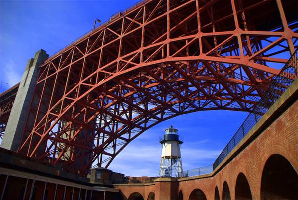 Fort Point National Historic Site (10/17/2009 - Credits: "Golden Gate from Below" By Ed Bierman (CC BY 2.0)[https://creativecommons.org/licenses/by/2.0/legalcode]https://www.flickr.com/photos/edbierman/)