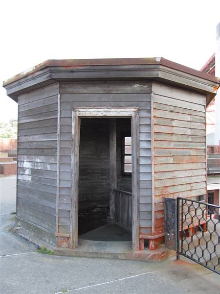 Fort Point National Historic Site (5/30/2012 - Credits: "Fort Point National Historical Site- San Francisco, California" by Doug Kerr (CC BY-SA 2.0)[https://creativecommons.org/licenses/by-sa/2.0/legalcode]https://www.flickr.com/photos/dougtone/)