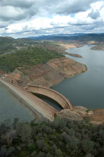 Lake McClure & Barrett Cove Recreation Area (3/2/2015 - Credits: Photo courtesy of California Department of Water Resources)