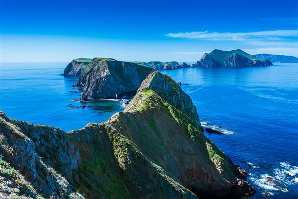 Channel Islands National Park - Anacapa Island (2/16/2013 - Credits: "Anacapa Island" by Flickr User: Felix's Endless Journey (CC BY-NC-ND 2.0)[https://creativecommons.org/licenses/by-nc-nd/2.0/legalcode]https://www.flickr.com/photos/ifenyu/)