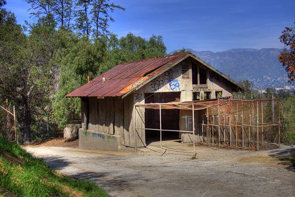 Griffith Park - Old LA Zoo (3/2/2008 - Credits: "IMG_0118" by Flickr User: mst7022 [https://creativecommons.org/licenses/by/2.0/legalcode]https://www.flickr.com/photos/michaeltflickrpics/)