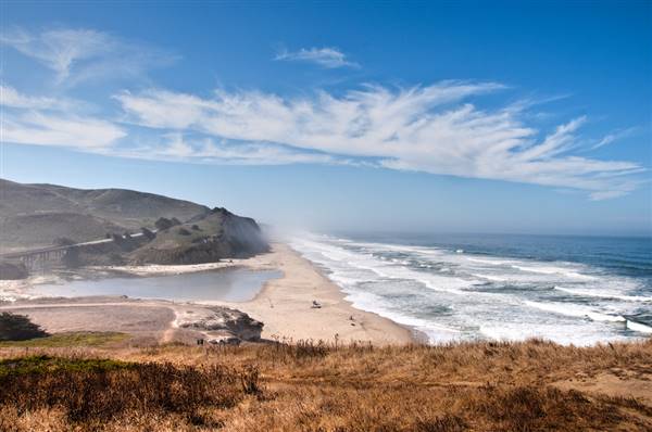 San Gregorio State Beach (SB) (8/29/2009 - Credits: "one perfect sea" by Nathan Siemers (CC BY-SA 2.0)[https://creativecommons.org/licenses/by-sa/2.0/legalcode]https://www.flickr.com/photos/nosha/)