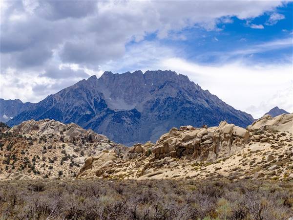 Buttermilk Country (11/7/2015 - Credits: "Buttermilk Country" by Dustin Blakey (CC BY-NC 2.0)[https://creativecommons.org/licenses/by-nc/2.0/legalcode]https://www.flickr.com/photos/dwblakey/)