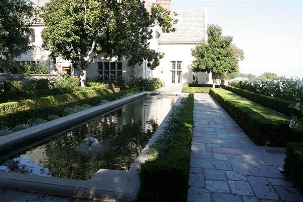 Greystone Mansion & Park (10/17/2016 - Credits: Photos courtesy of Kris Bunting)