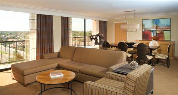 Hilton Orange County/Costa Mesa (10/26/2016)