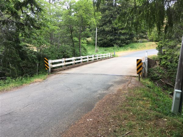 Orr Springs Road Bridge - Looking Northward (5/19/2018 - Credits: Kellen Lim)