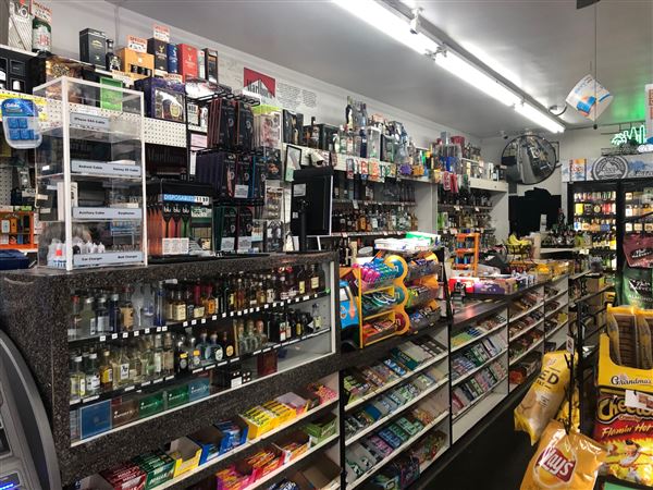 Kopper Keg Liquors (4/9/2019 - Credits: Dasha Khailova)