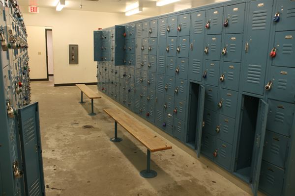 Burbank High School - BUSD (6/1/2019 - Credits: LocoScout)
