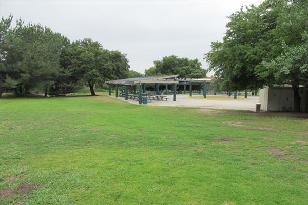 Frank G. Bonelli Regional Park / Puddingstone Reservoir (6/1/2019 - Credits: LocoScout)