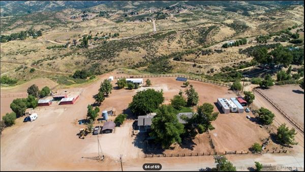 Rozich Road Ranch - 33855 Rozich Rd - Agua Dulce (6/18/2020 - Credits: https://www.redfin.com/CA/Santa-Clarita/33855-Rozich-Rd-91390/home/6365201)
