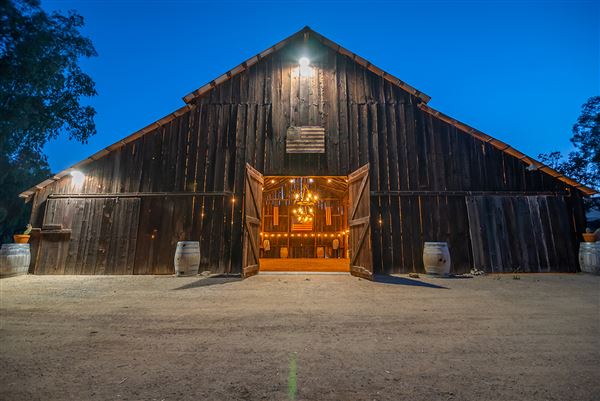 Oreana Winery & Vineyard - Fisco (9/1/2020 - Credits: Photos, Videos and 360° Virtual Tour by Kevin Dole - Home3D.us)