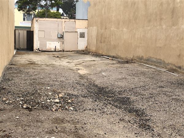 Barrio Logan Private Property/Southeast San Diego (5/2/2022 - Credits: Tony Pollard)