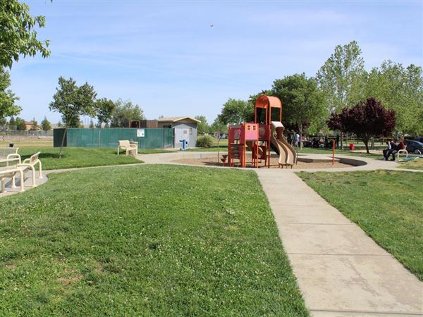 Plumas Lake Veterens Park (4/11/2022)