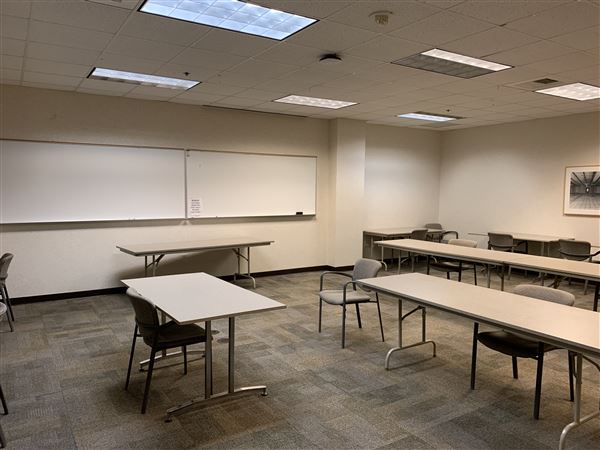 Junipero Serra State Building - Department of General Services (DGS) - Conference Room (8/3/2022 - Credits: Brandy Davis)