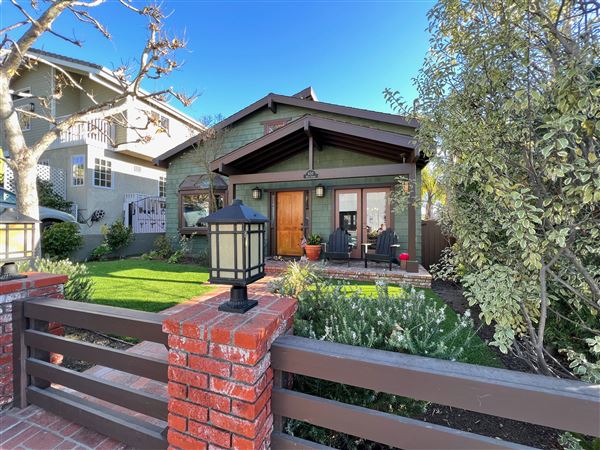 Beautiful Craftsman home located in Manhattan Beach CA (3/16/2023 - Credits: Eric Steller)
