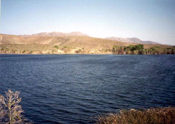 Haiwee Reservoir - LADWP (12/31/2003)