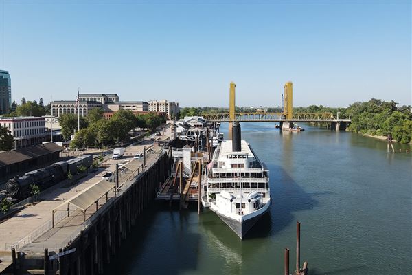 Delta King Riverboat Hotel (7/2/2020)