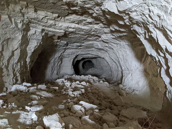 Cudahy's Old Dutch Cleanser Mine (Located within Red Rock Canyon State Park) - Cudahy Old Dutch Cleanser Mine (Red Rock Canyon State Park) (2/11/2023 - Credits: https://creativecommons.org/licenses/by/2.0/ (https://www.flickr.com/photos/ruggybear/52821176720/in/photostream/) photos taken by Matthew Dillon, no changes made.)