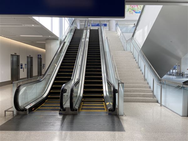 Los Angeles International Airport (LAX) - T1.5 Escalators and Elevators (1/9/2024 - Credits: Michael S. Hoffner)