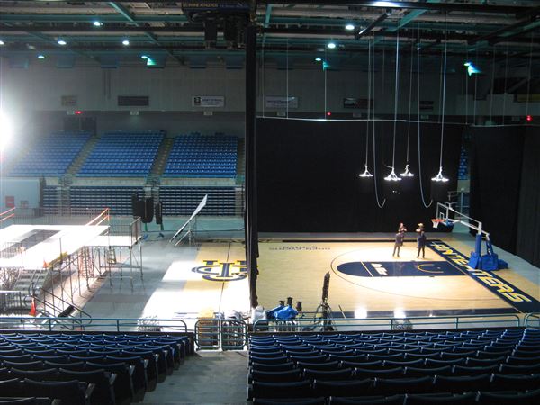Bren Events Center & Crawford Athletics Complex - Nike Shoot (11/26/2011 - Credits: Photo Courtesy of UC Irvine Athletics & Bren Events Center)
