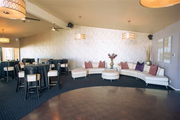 Waterfront Lounge & Garden @ Newport Harbor - City Cruises (5/14/2024 - Credits: Photo Courtesy of City Experiences)