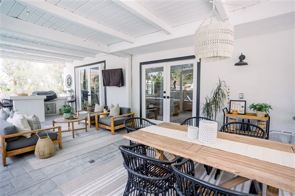 Ranch style home located in the hills of Woodland Hills (6/6/2024 - Credits: staci pearlman)