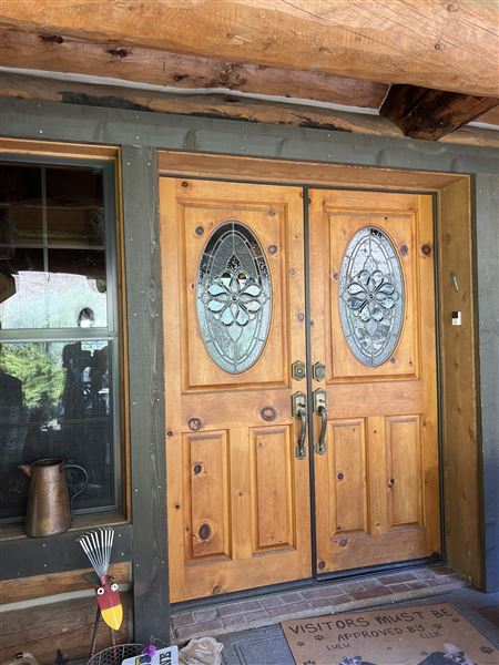 Tehachapi Log Cabin (7/8/2024 - Credits: Barb Pfeiffer)